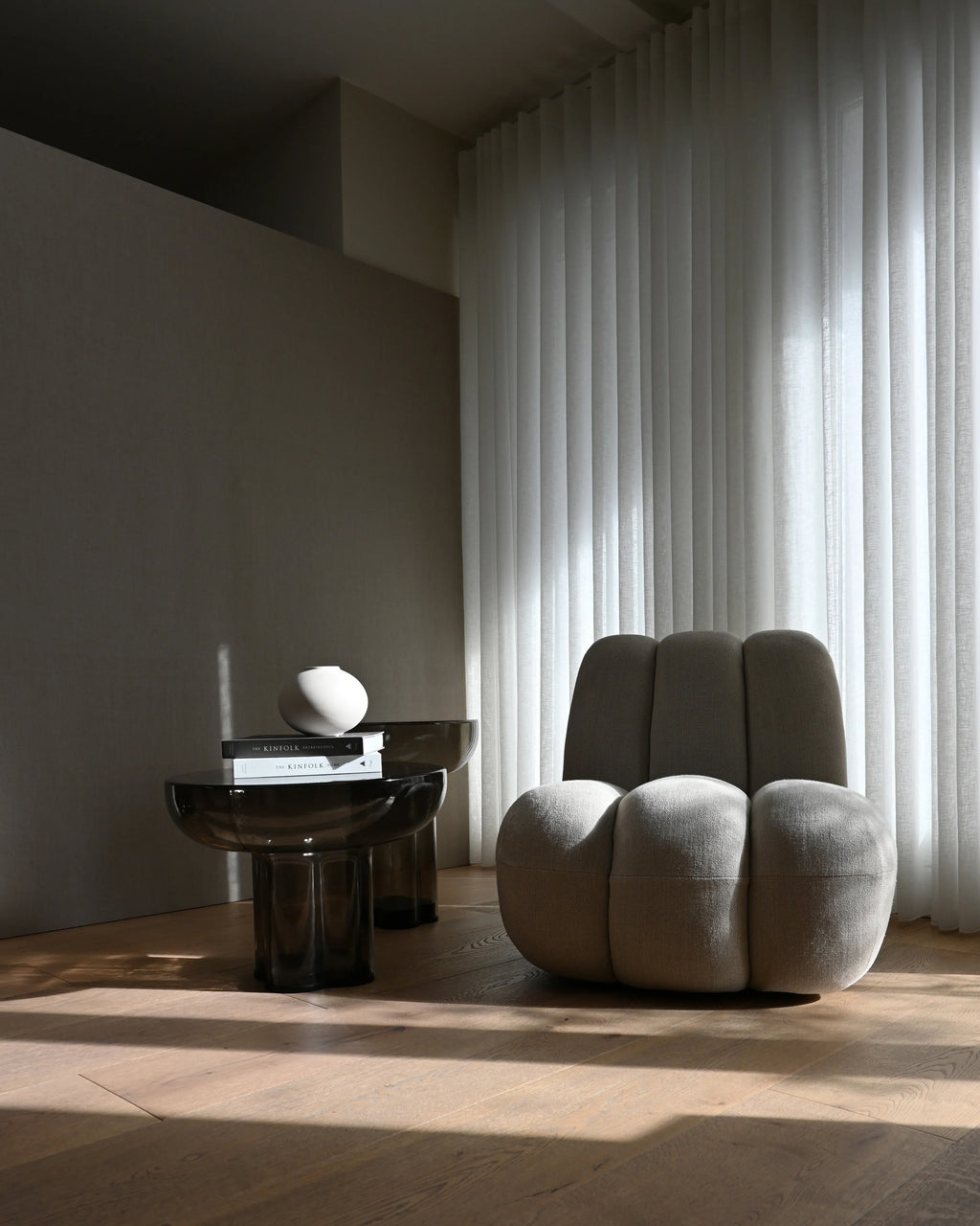 101 Copenhagen Crown Table - Low