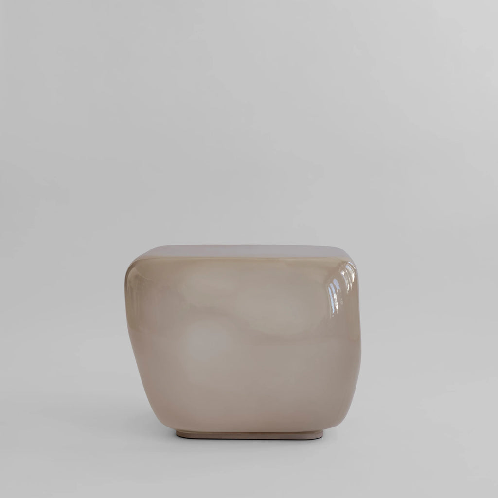 101 Copenhagen Ishi Coffee Table, Medio