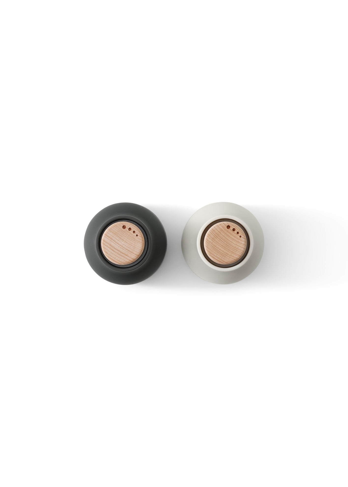 Audo salt and pepper mill, small, color Hunting Green - Beige - Walnut Lid