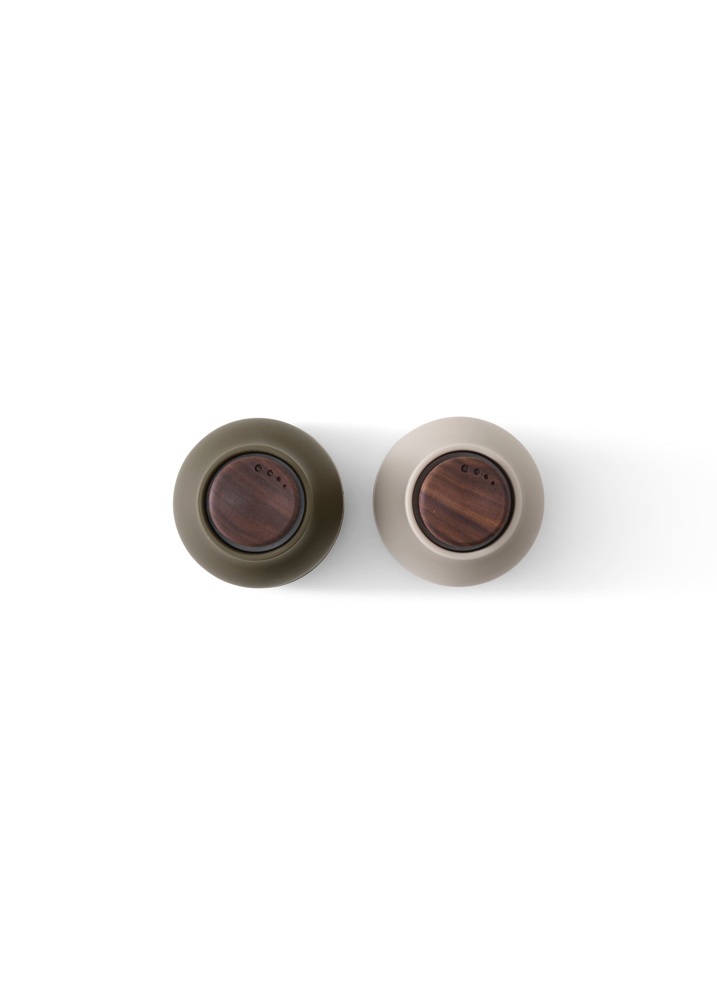 Audo salt and pepper mill, small, color Hunting Green - Beige - Walnut Lid