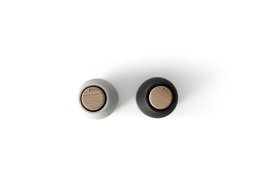 Audo salt and pepper mill, color Carbon - Ash - Beech Lid
