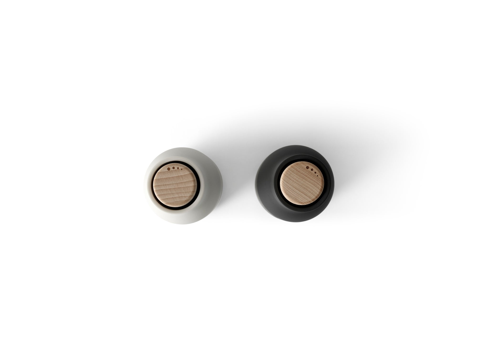 Audo salt and pepper mill, color Carbon - Ash - Beech Lid