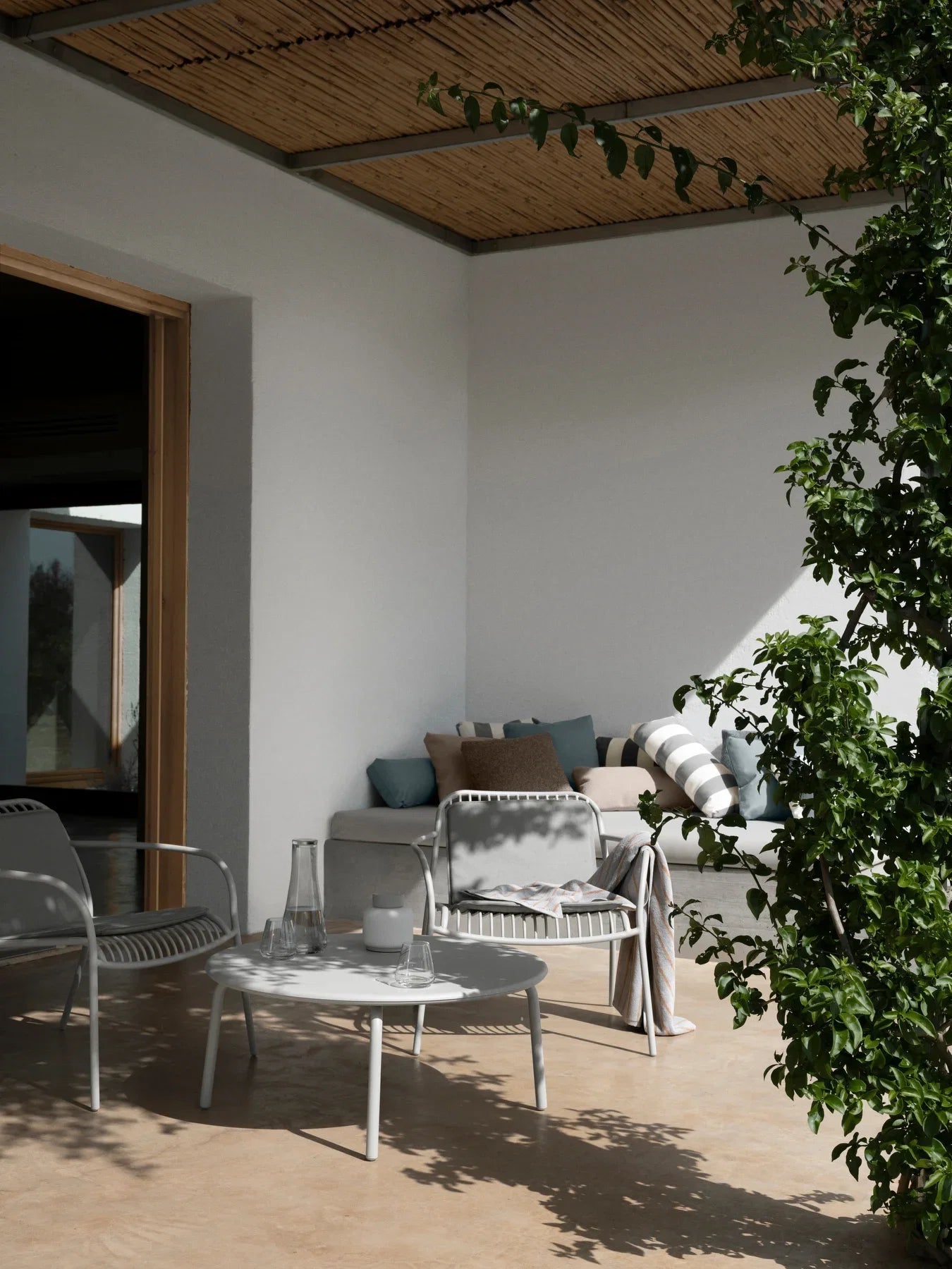 Blomus Outdoor-Kissen STAY - Farbe Lily White/Elephant Skin 70 x 30 cm