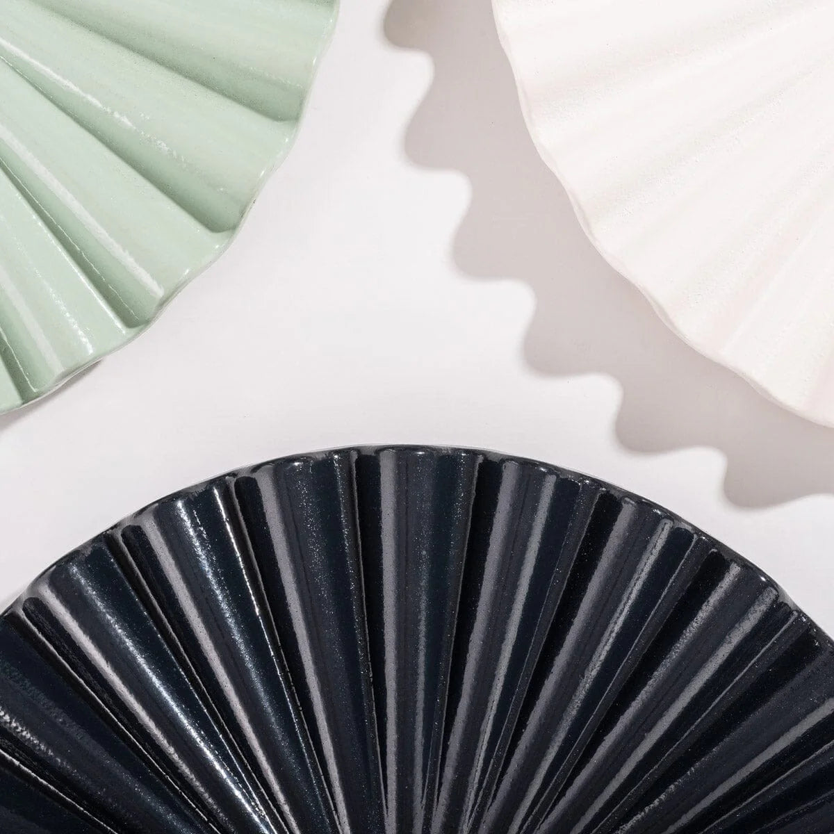 The Clamshell Base 55 Lbs - Farbe Antikweiß