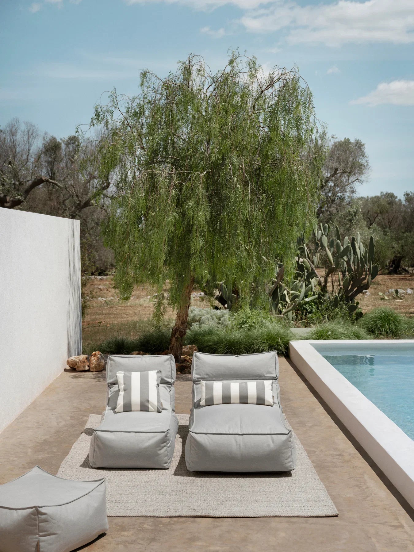 Blomus Outdoor-Kissen STAY - Farbe Lily White/Elephant Skin 70 x 30 cm