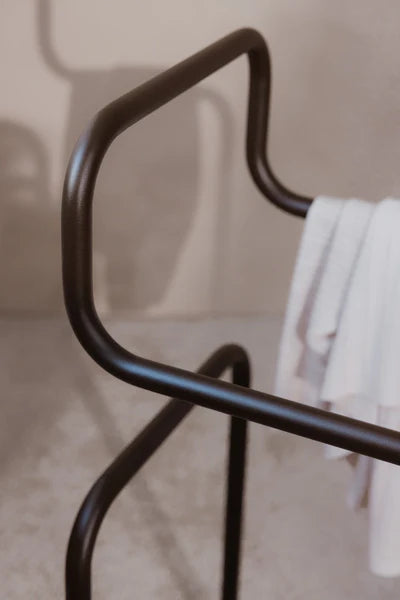 Metallbude Herrendiener JAMES