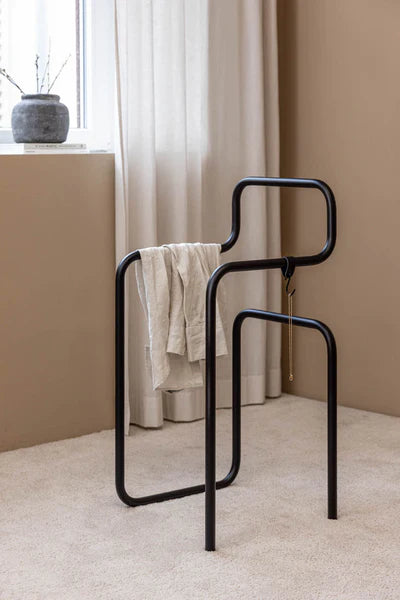 Metallbude Herrendiener JAMES