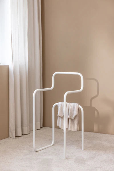 Metallbude Herrendiener JAMES