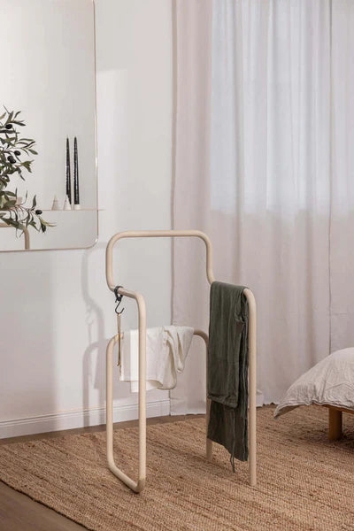 Metallbude Herrendiener JAMES