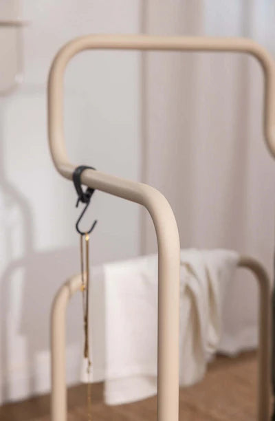 Metallbude Herrendiener JAMES