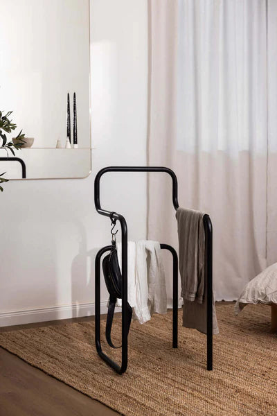 Metallbude Herrendiener JAMES