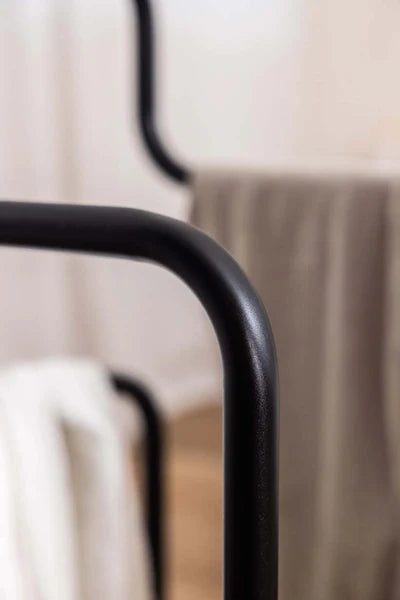 Metallbude Herrendiener JAMES