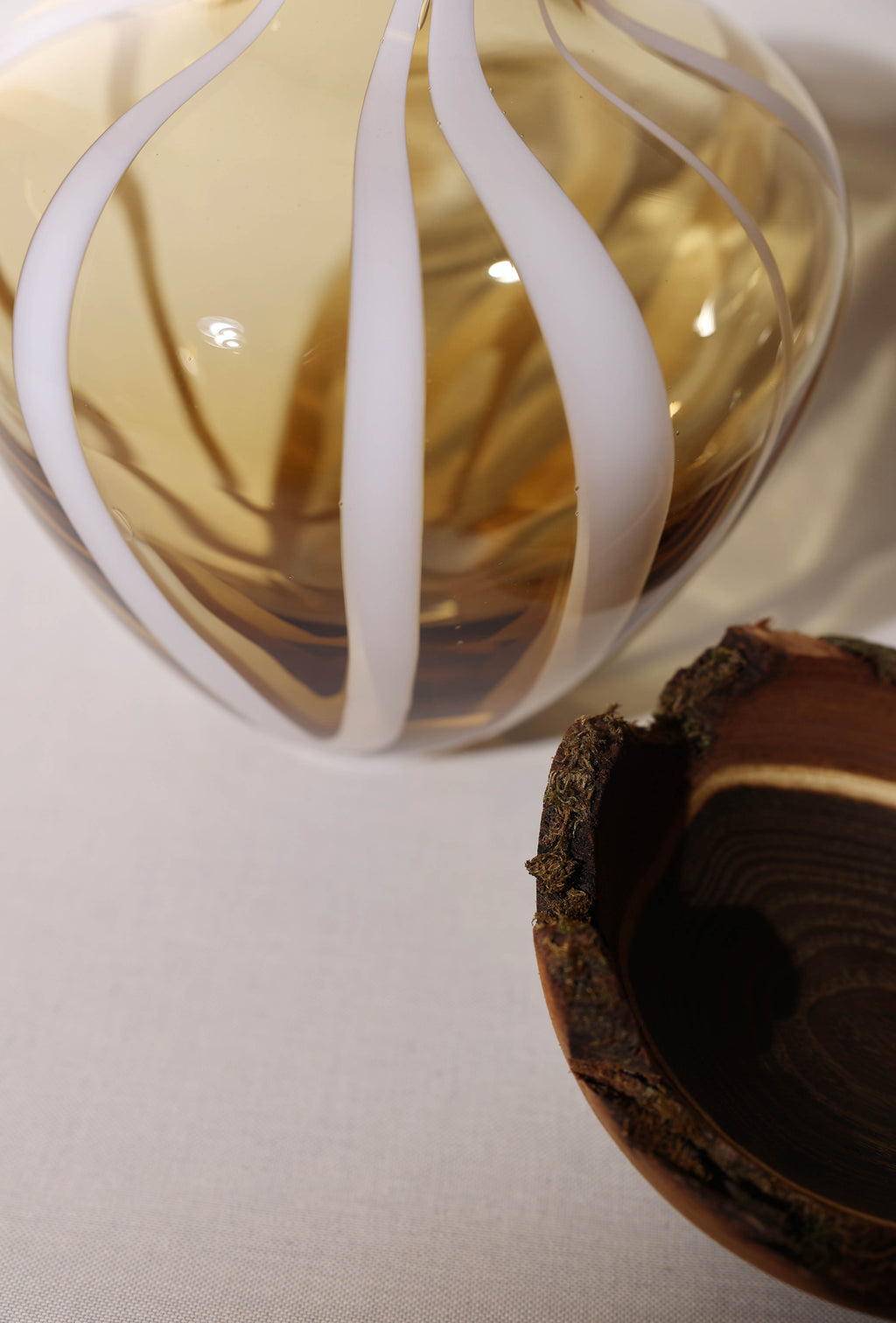 Utopia & Utility Vase Baby Bloom Honey Mikado | Steckgefäß aus Glas und Holz