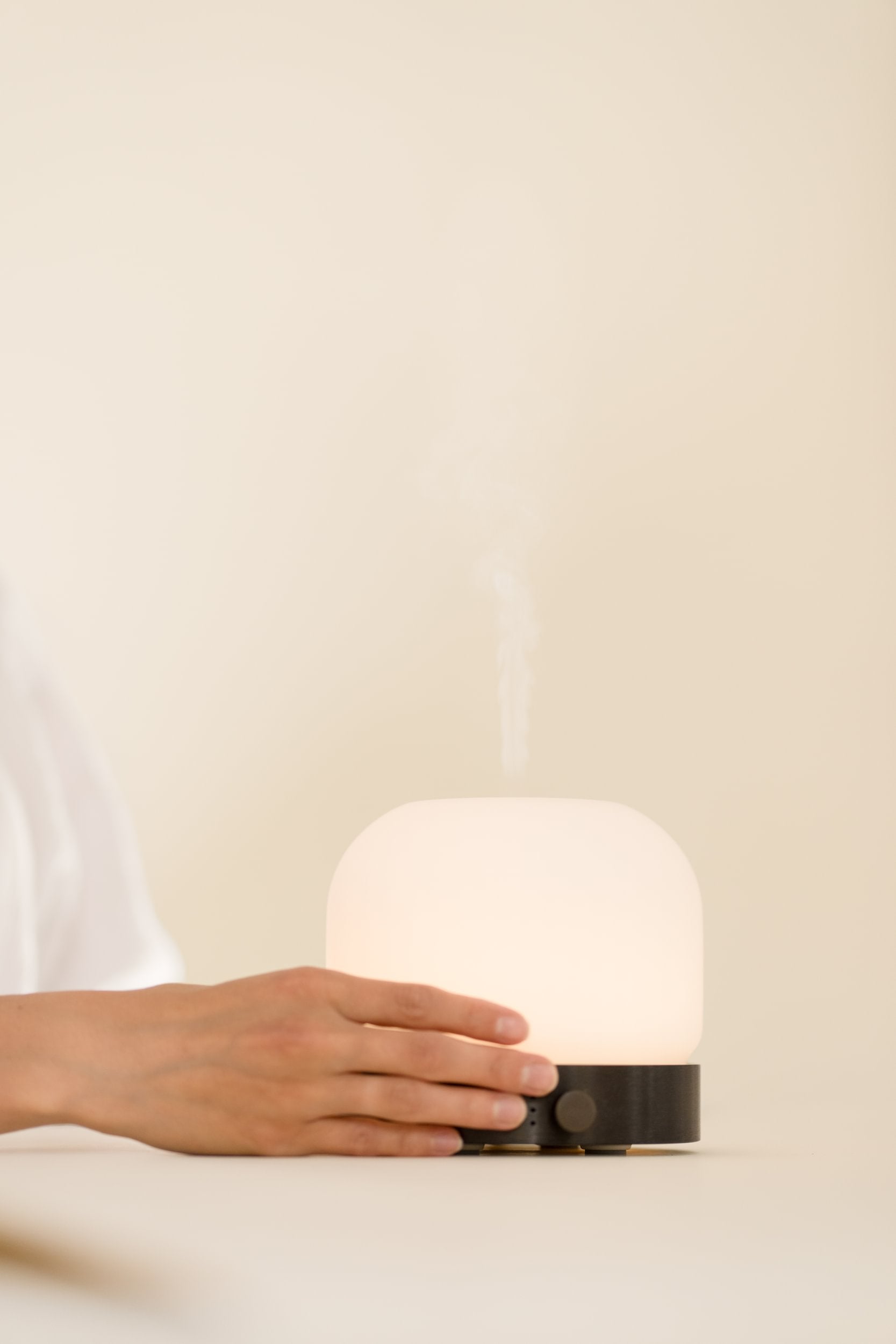 Looops Aroma Diffuser Quint &amp; Essential Oil Rose Red