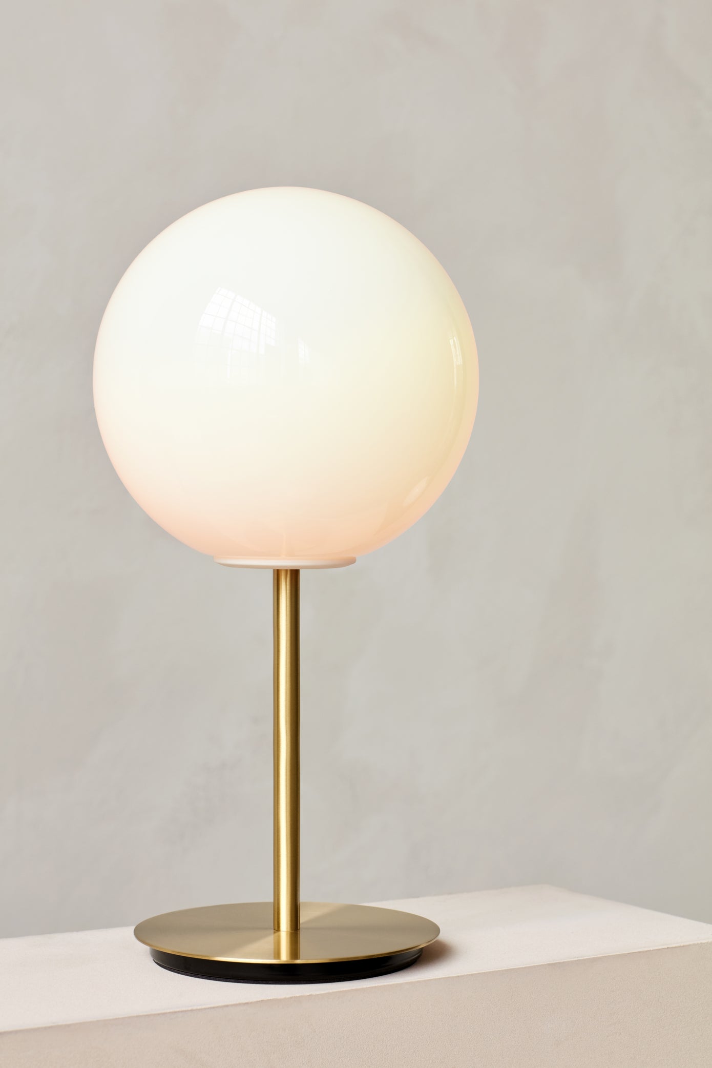 Audo table lamp, TR Bulb