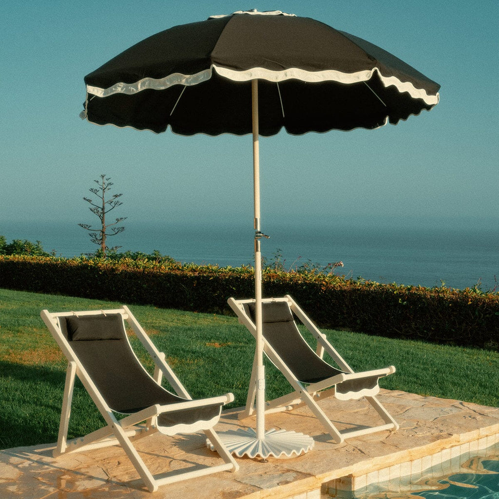 The Clamshell Base 55 Lbs - Farbe Antikweiß