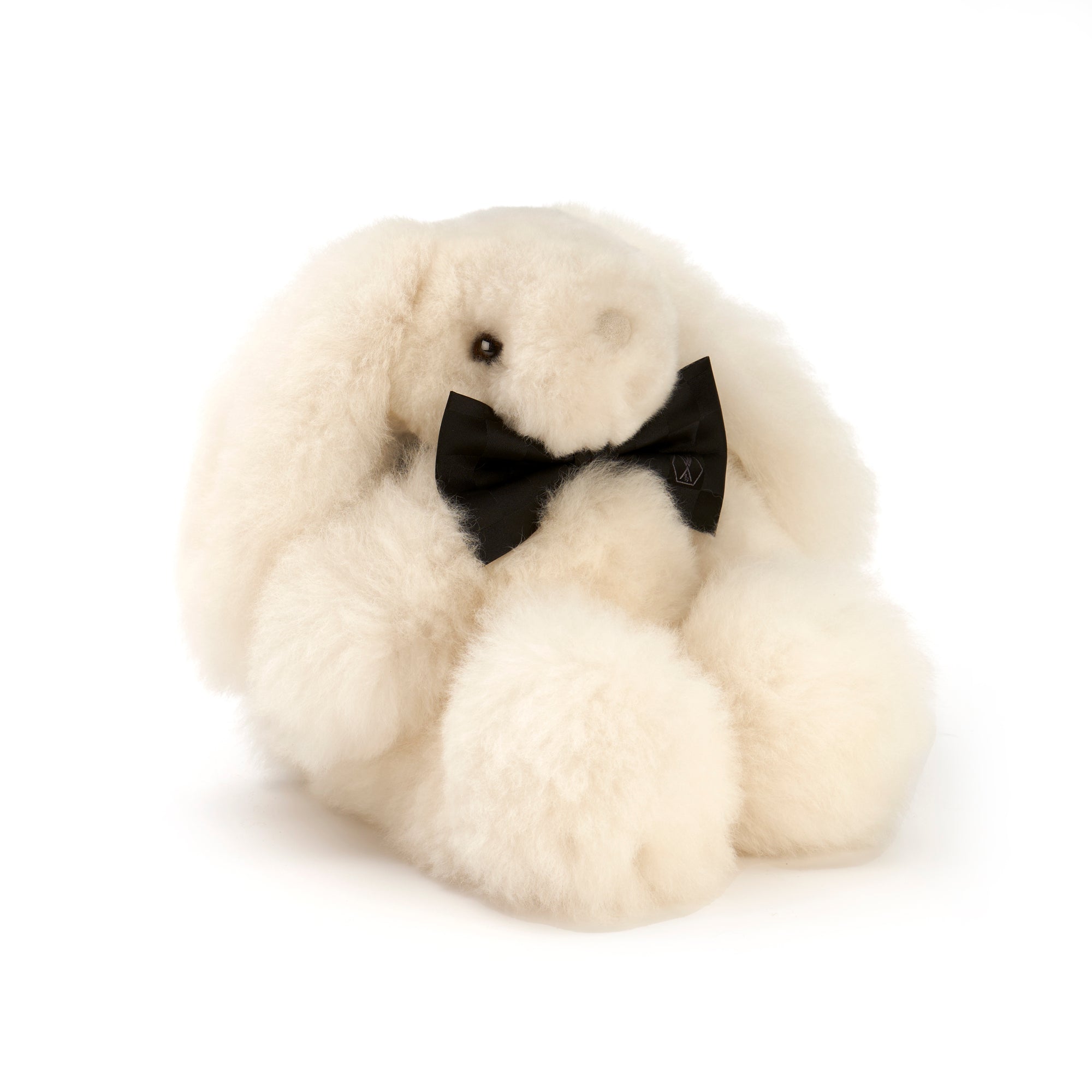 TOYRAB201 Suffed animals MILO_Medium_30cm_Peal White_CutOut_Web_2.jpg