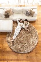 RUGHU5X09 Rug EDWIN_250cm_rund_Taupe_Ambiente_Web_5.jpg