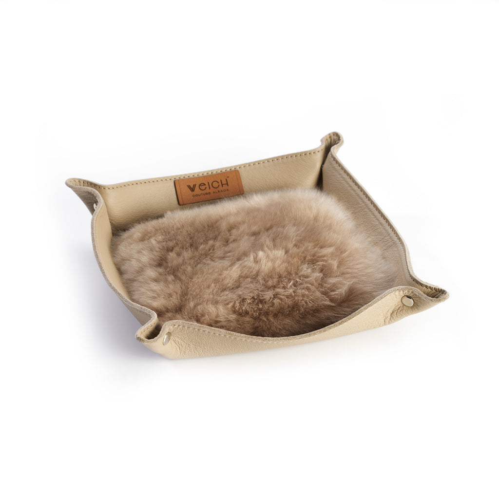 KEYBOX109 Catchall tray TODO_Taupe_CutOut_Web_1.jpg