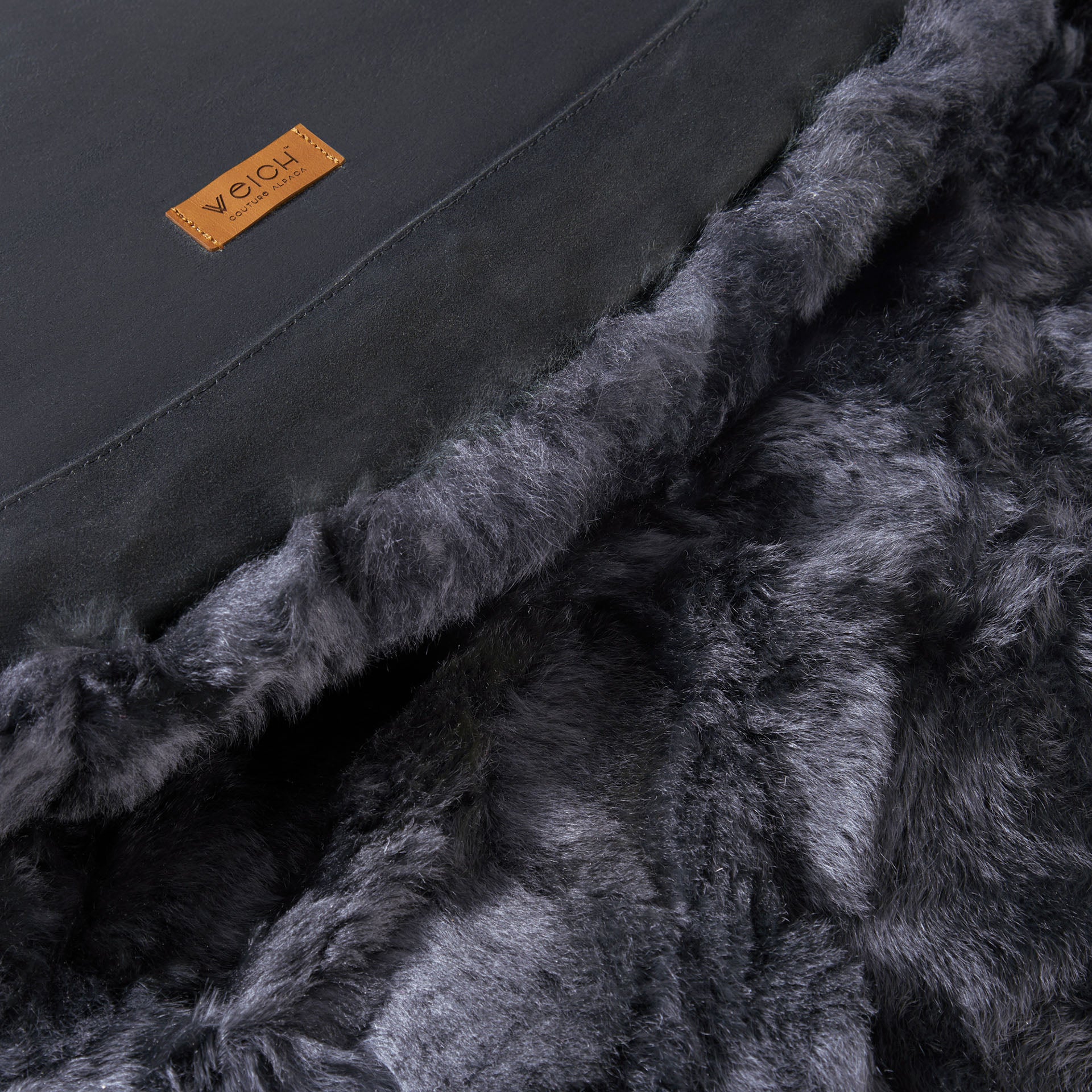 RUGHU5X11 Rug EDWIN_250cm_rund_Graphite Grey_CutOut_Web_2.jpg