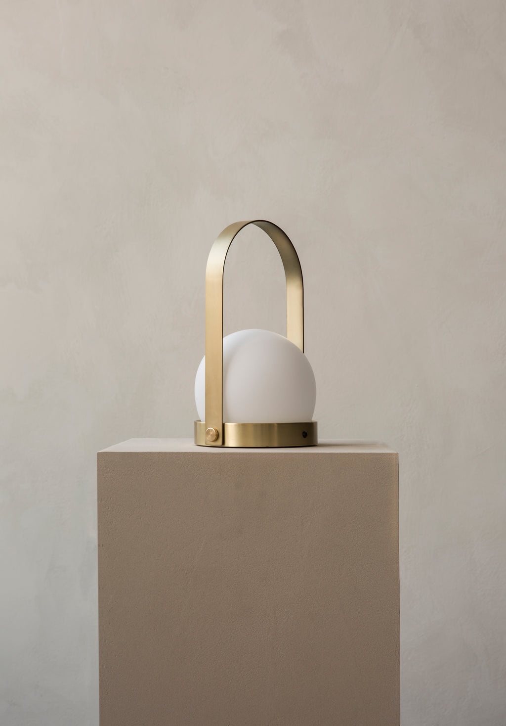 MENU_Carrie-Lamp-2.jpg