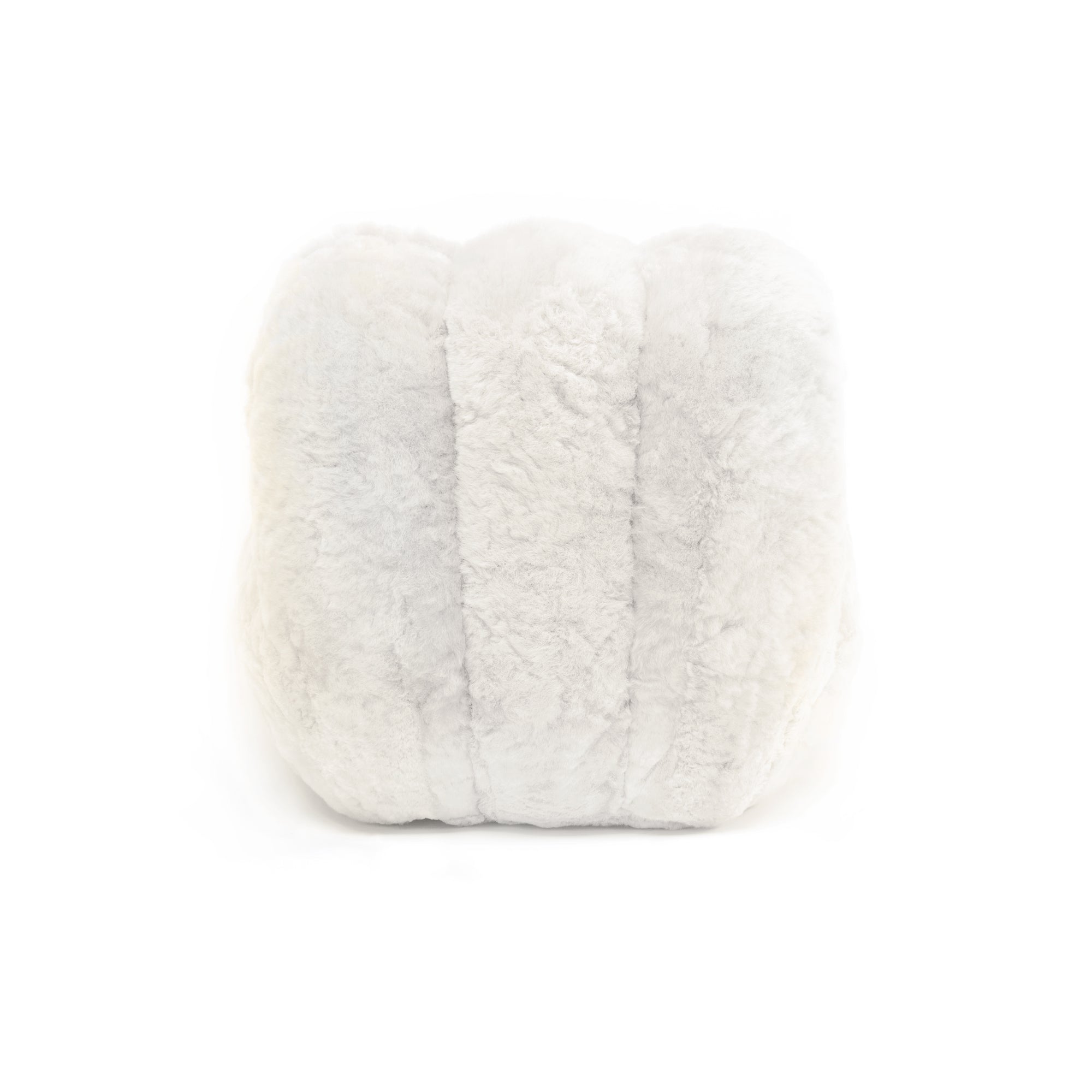 TOEHUX08 Toe Chair DEDO_Offwhite Beige_CutOut_Web_4.jpg