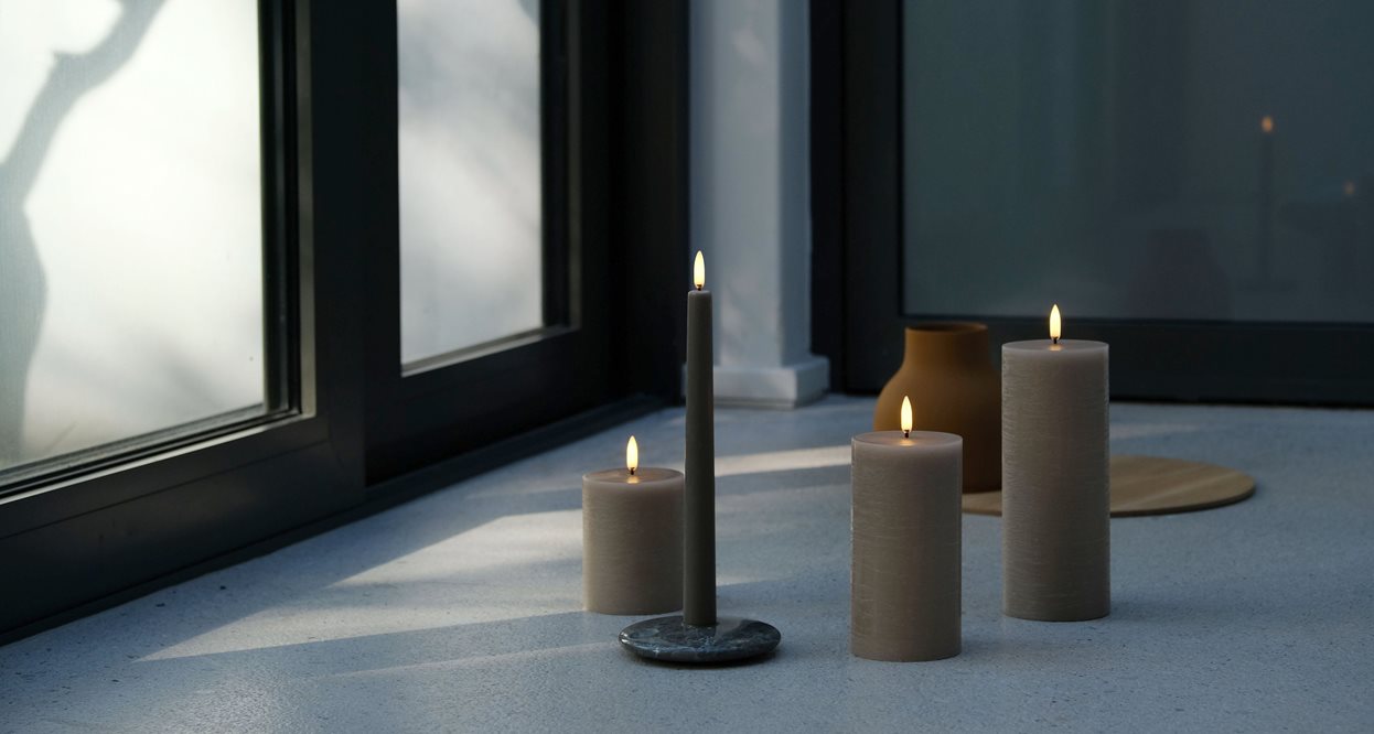 sandstone_rustic_pillar_candle_w7_8_x_h10_1_14447.jpg