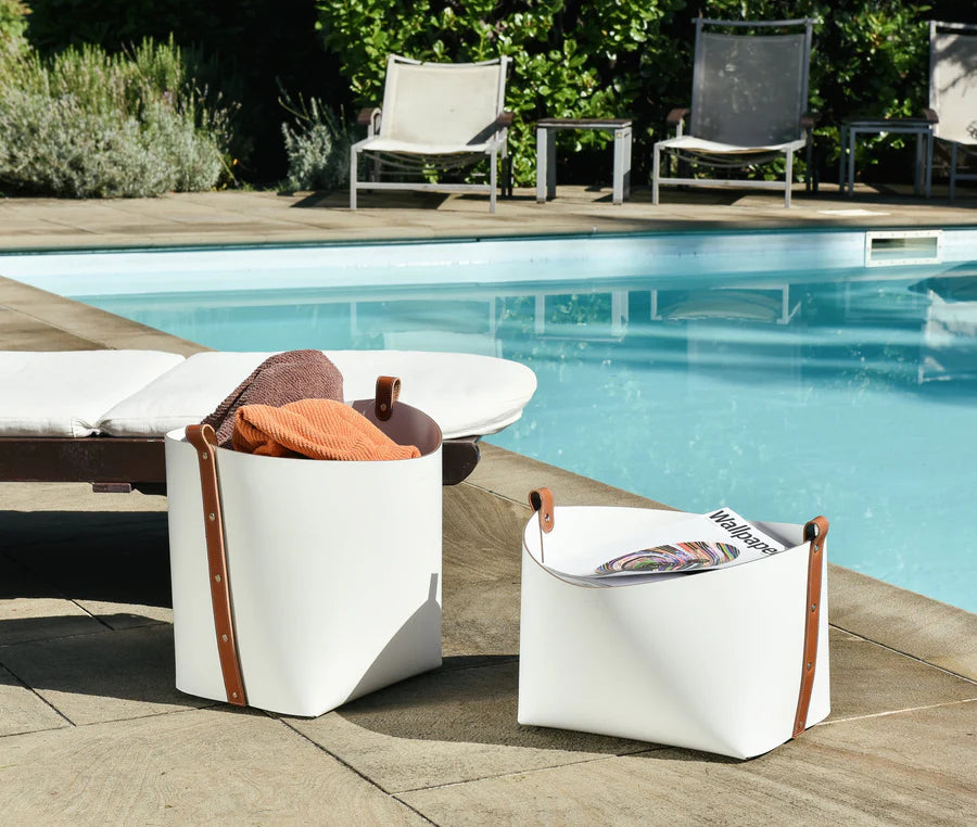 Ovo_swimmingpool_f0853ded-557f-482b-9c6c-9e3bb7ac9559_900x900.jpg.webp