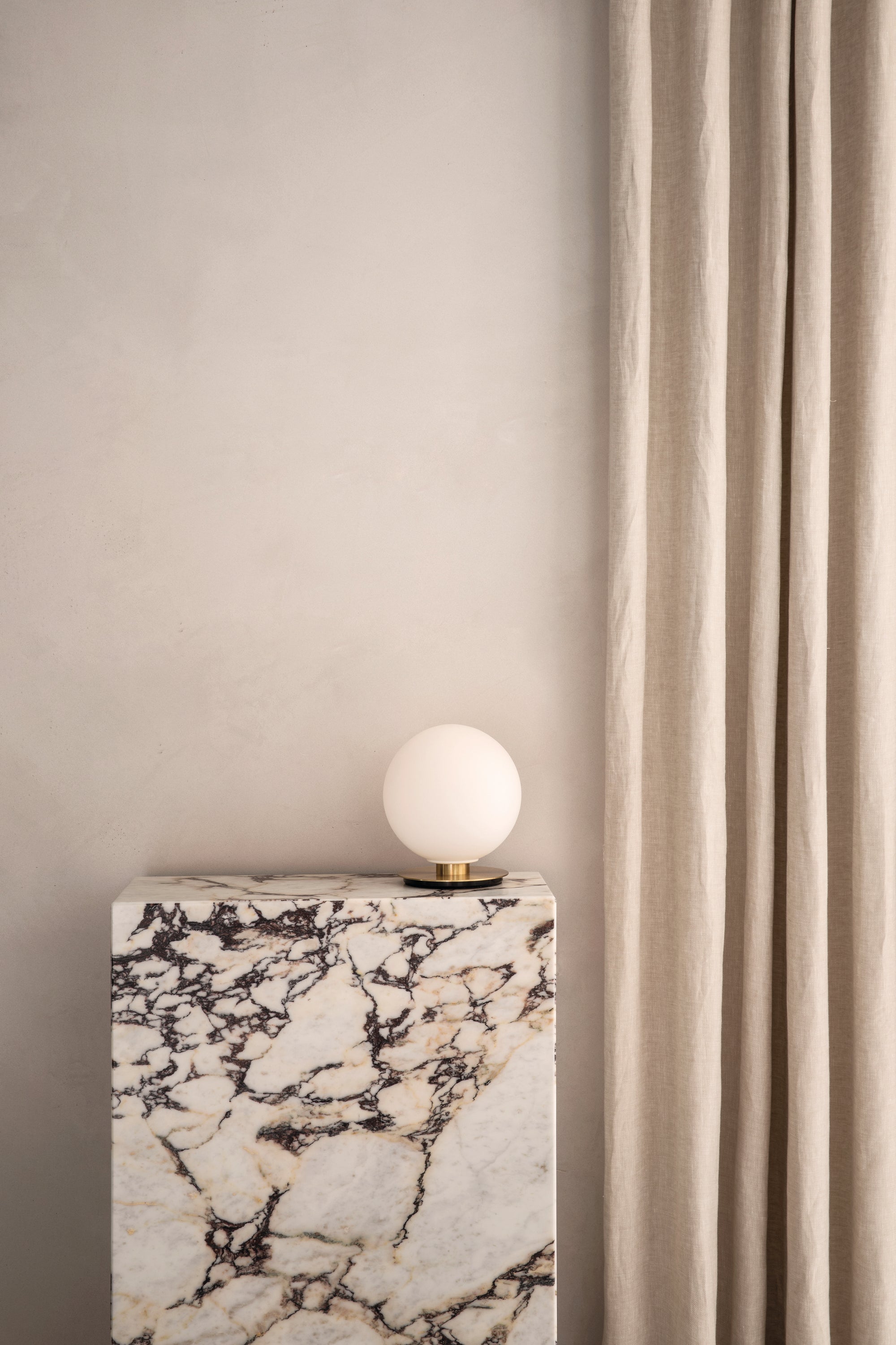 The_Plinth_Jonasbjerrepoulsen_1.jpg