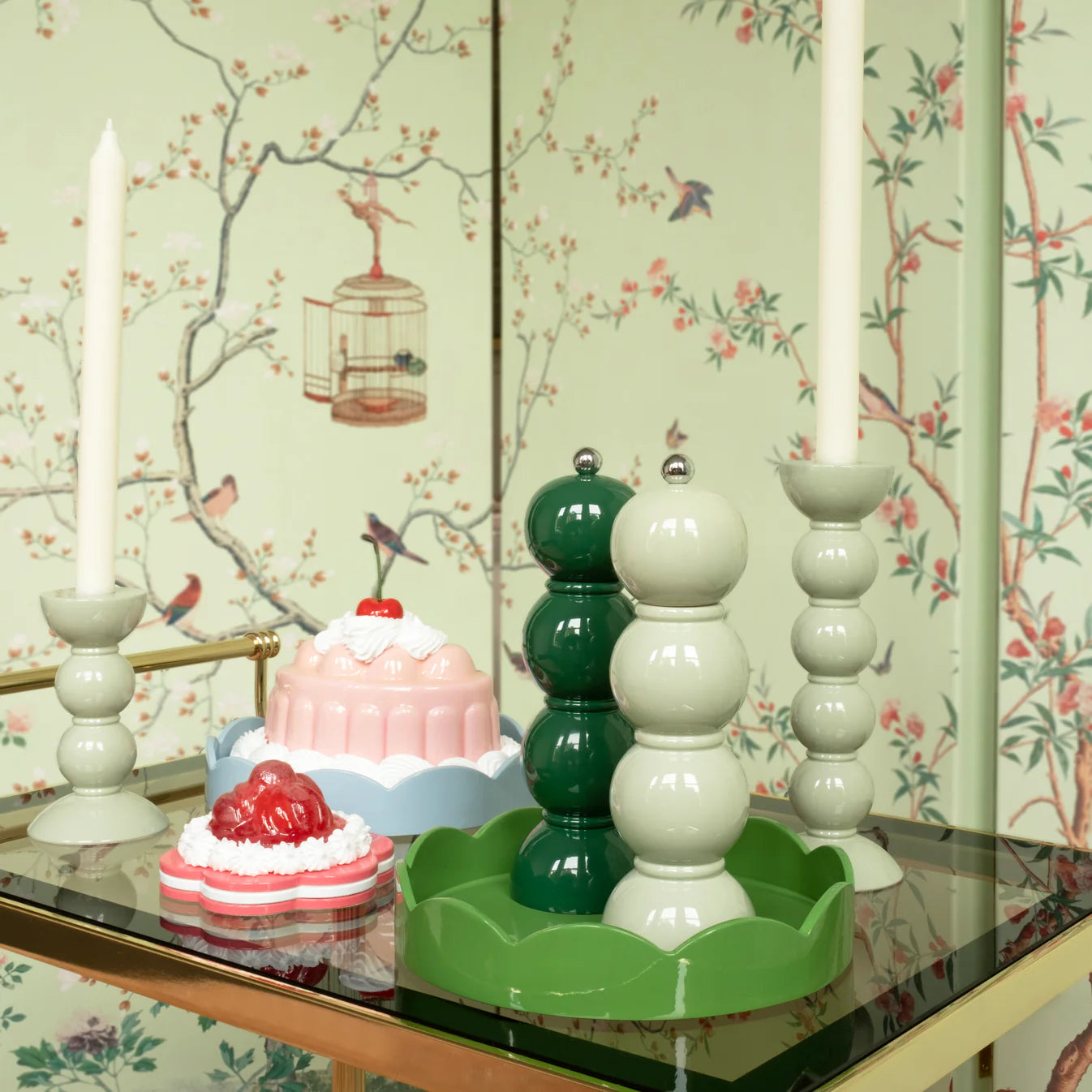 NW_AR_Spring23_3665_Dining_Table_Green_Blue_TraySQ_fc8f159f-4233-4d44-99d1-09a6490a1527.jp