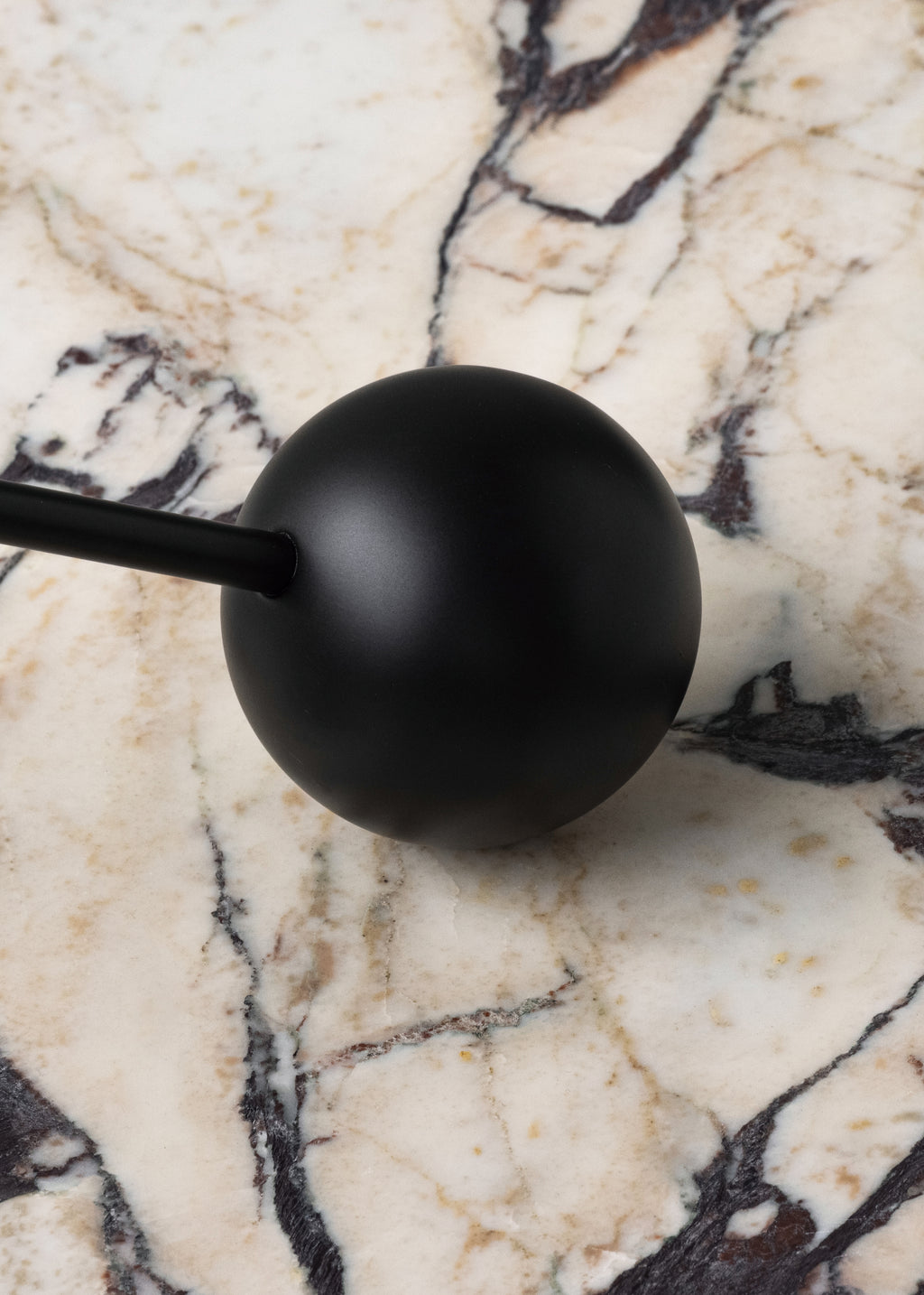 MENU_Interconnect_Candleholder_Plinth_Low_11.jpg