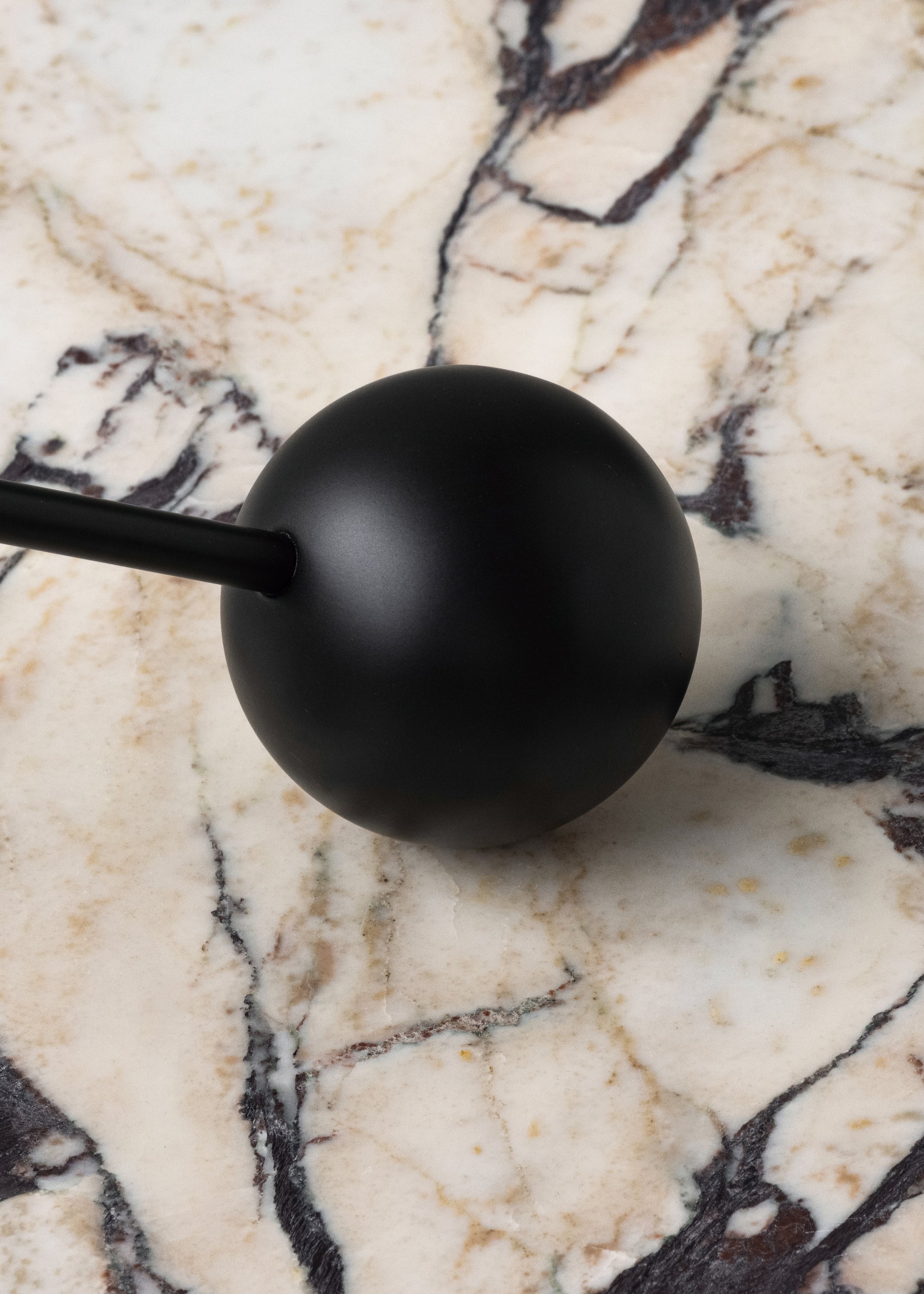 MENU_Interconnect_Candleholder_Plinth_Low_11.jpg