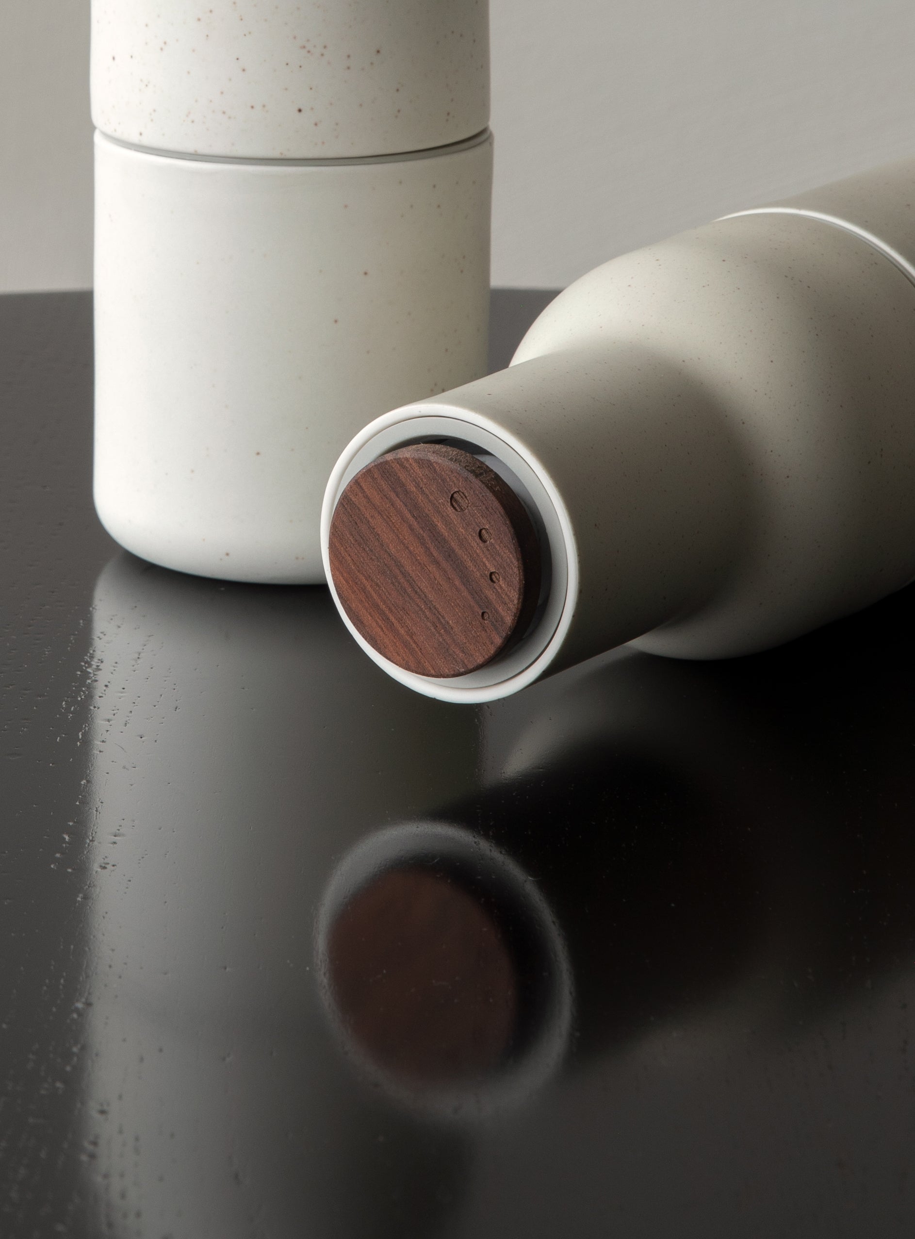 MENU_Bottle_Grinder_Ceramic-2.jpg