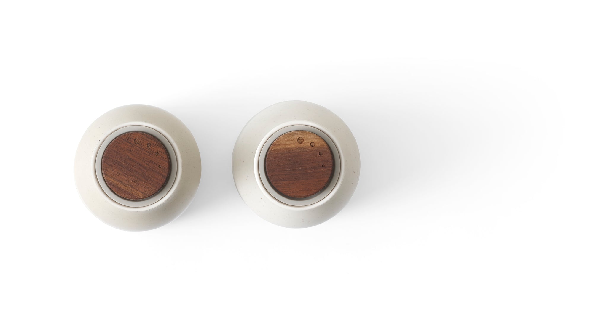 4414659_Bottle_Grinder_Ceramic_Sand_Top.jpg