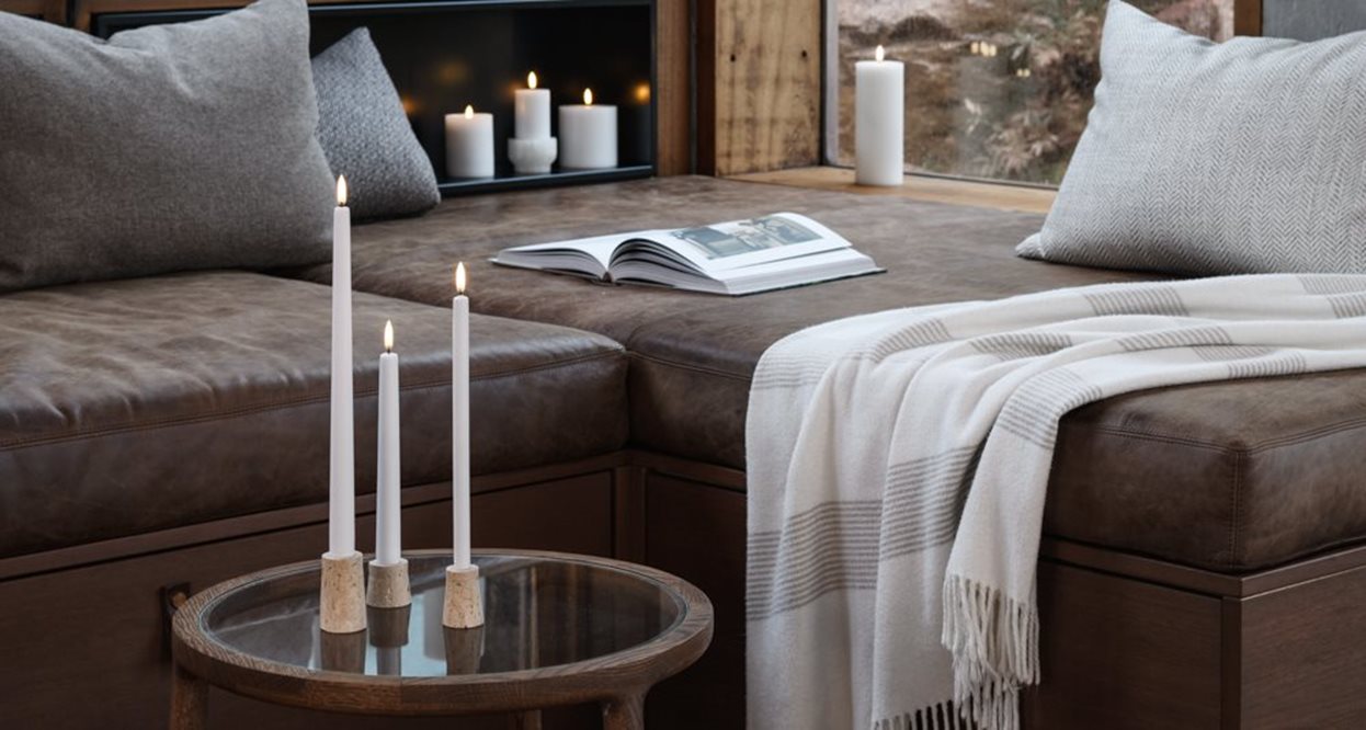 uyuni_classic_taper_candle_14708.jpg