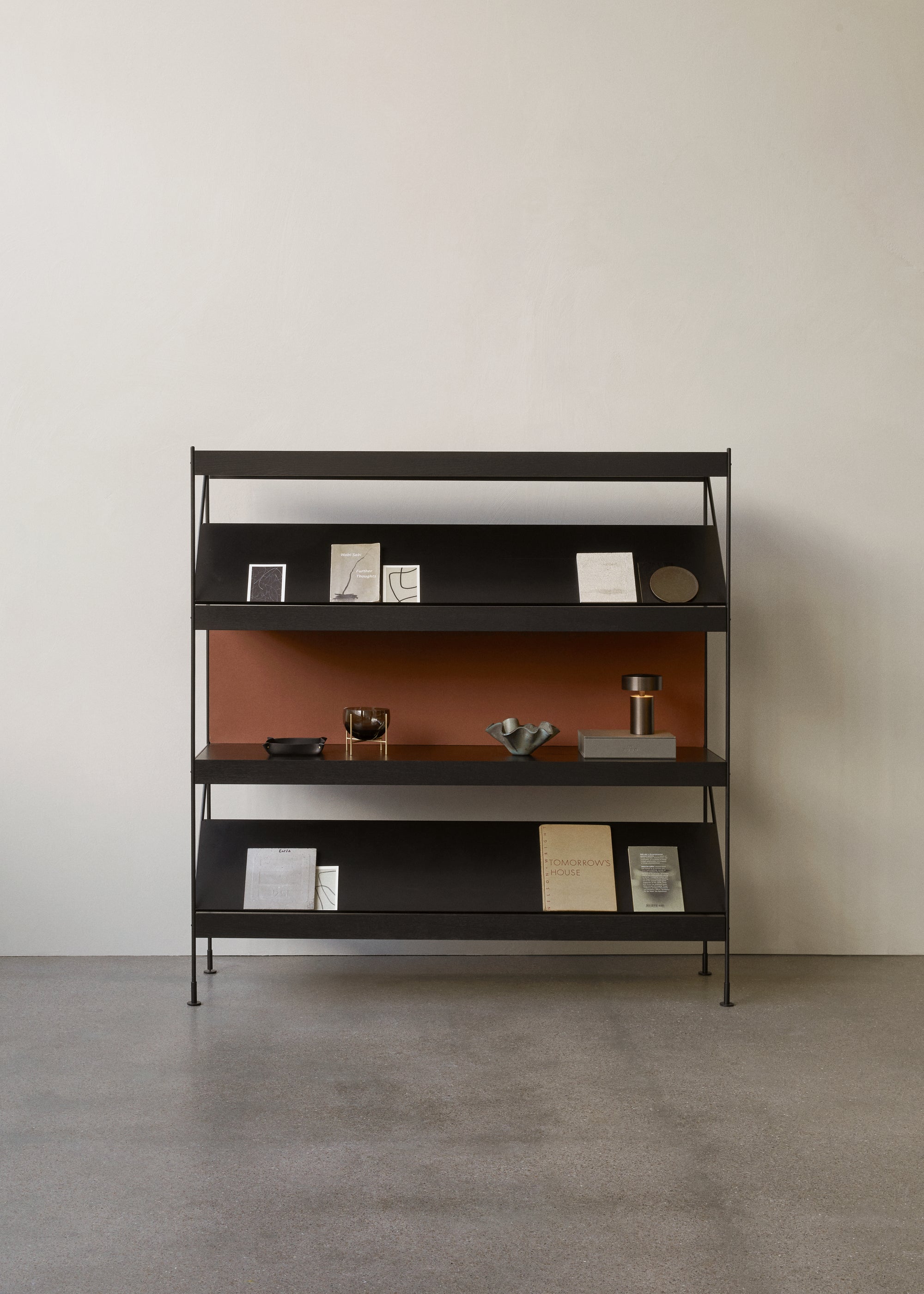 MENU_Zet_Storage_System_Échasse_Bowl_Column_Table_Lamp.jpg