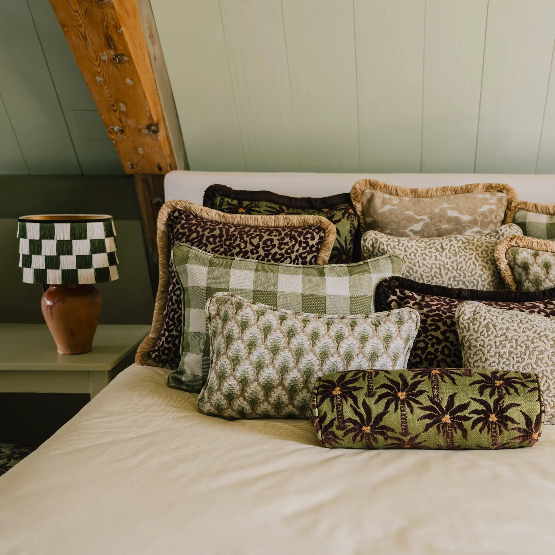 Palais Outdoor Kissen Laura Schokoladenbraun & Olivgrün