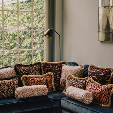 Palais Cushion Cleo Old Rose &amp; Raffia