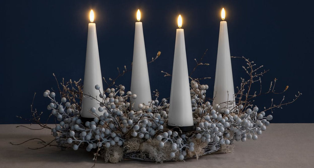 Uyuni Advents - Geschenkbox Kegelkerze Tannengrün